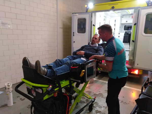 PIF-bijeenkomst maart 2019: demonstratie elektrische brancard